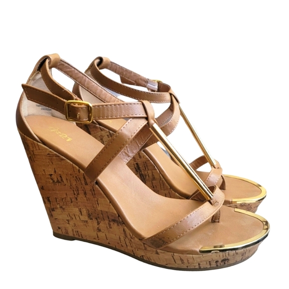 Women's Platform Wedges Strap Sandals In Tan / Nude Color Size 7 1/2 - Picture 3 of 15